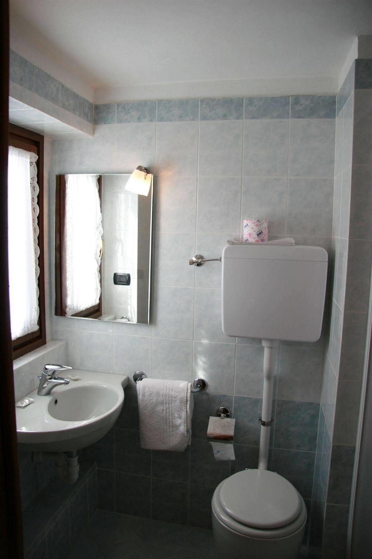 Albergo Villa Anna Maria ชัมโปลุก ภายนอก รูปภาพ