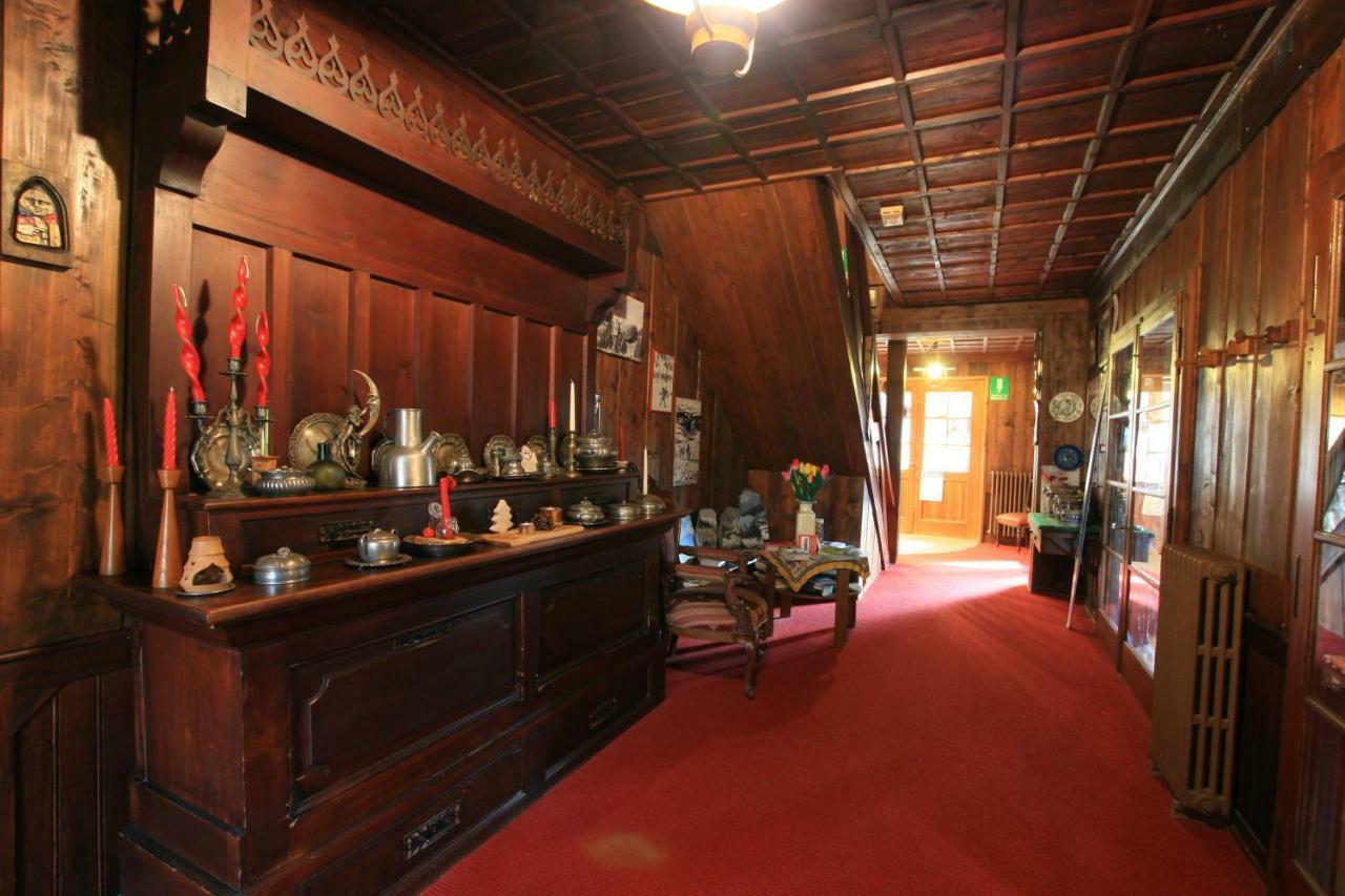 Albergo Villa Anna Maria ชัมโปลุก ภายนอก รูปภาพ
